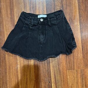 Zara Pleated Black Jean Skort